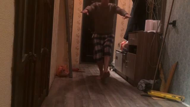Приседания на одной ноге.Максимум.Пистолетик смотреть онлайн
