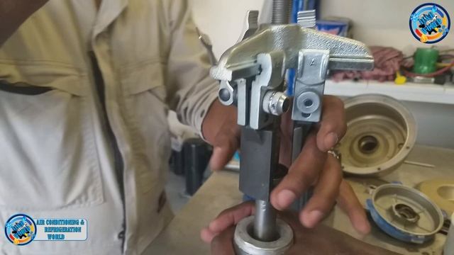 How to Replace Bearing Water Pump | Replace Mechanical Seal in Water Pump - AC&R World смотреть онлайн