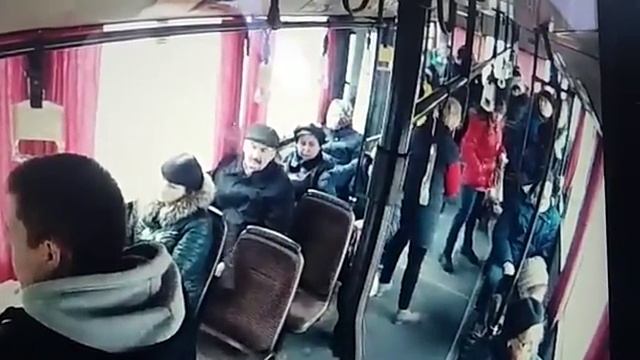 Ищем женщину с собакой, которая покусала ребёнка смотреть онлайн
