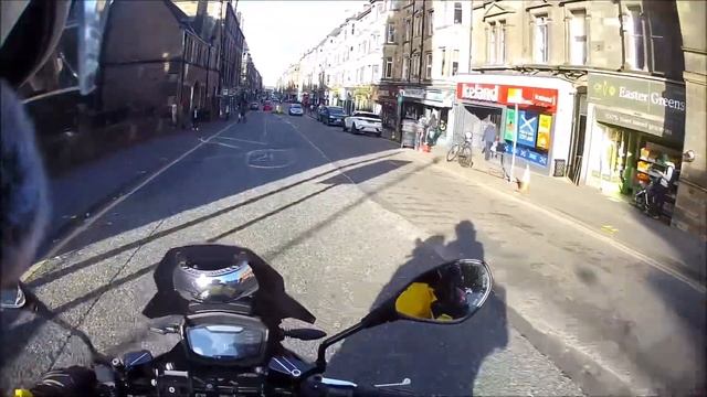Aprilia SR GT 125: Deathwish Pedestrians ? смотреть онлайн