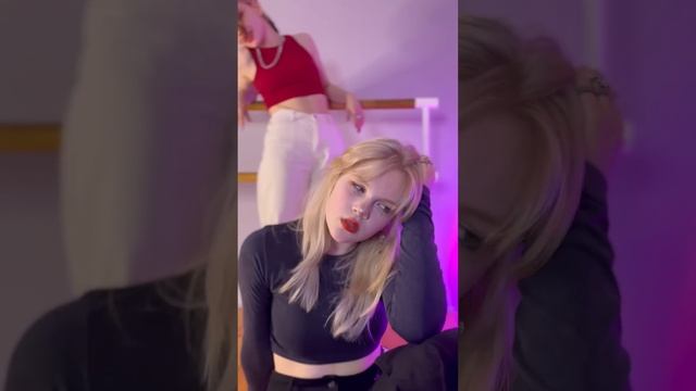 Правильная обувь очень важна для танцев как бэ #team #кавердэнс #elevate #coverdance #kpop смотреть онлайн