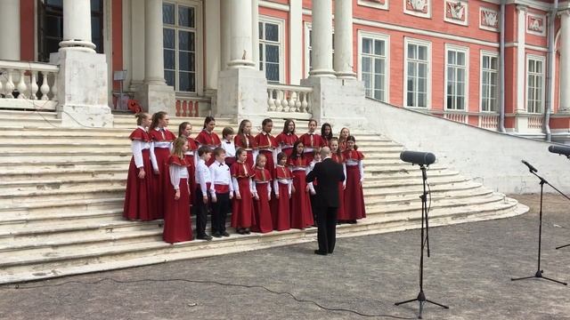 От топота копыт смотреть онлайн