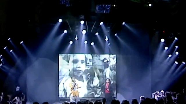 Youssou N' Dour & Neneh Cherry - 7 Seconds (Live) (TOTP) (Remastered) смотреть онлайн