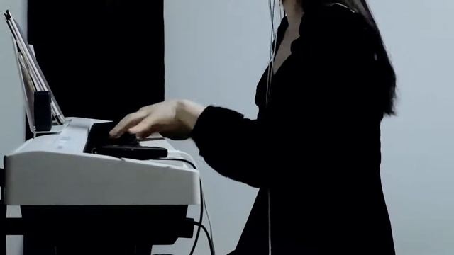 [PIANO]Red High-Heeled Shoes смотреть онлайн