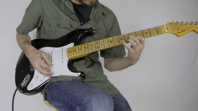 Fender Custom Shop Masterbuilt 1956 Stratocaster Relic by Todd Krause смотреть онлайн