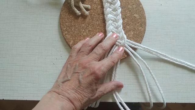 Плетение косички из 12-ти нитей. Курс Макраме начинающим. Ремешок для сумки "бохо" стиль#плетение смотреть онлайн