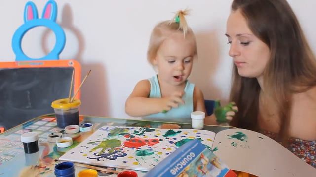 Рисуем ладошками,кисточками картины Palms paint,brushes picture смотреть онлайн
