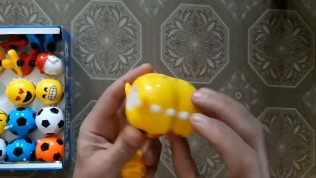 Юла | Волчок заводной свето-музыкальный смотреть онлайн