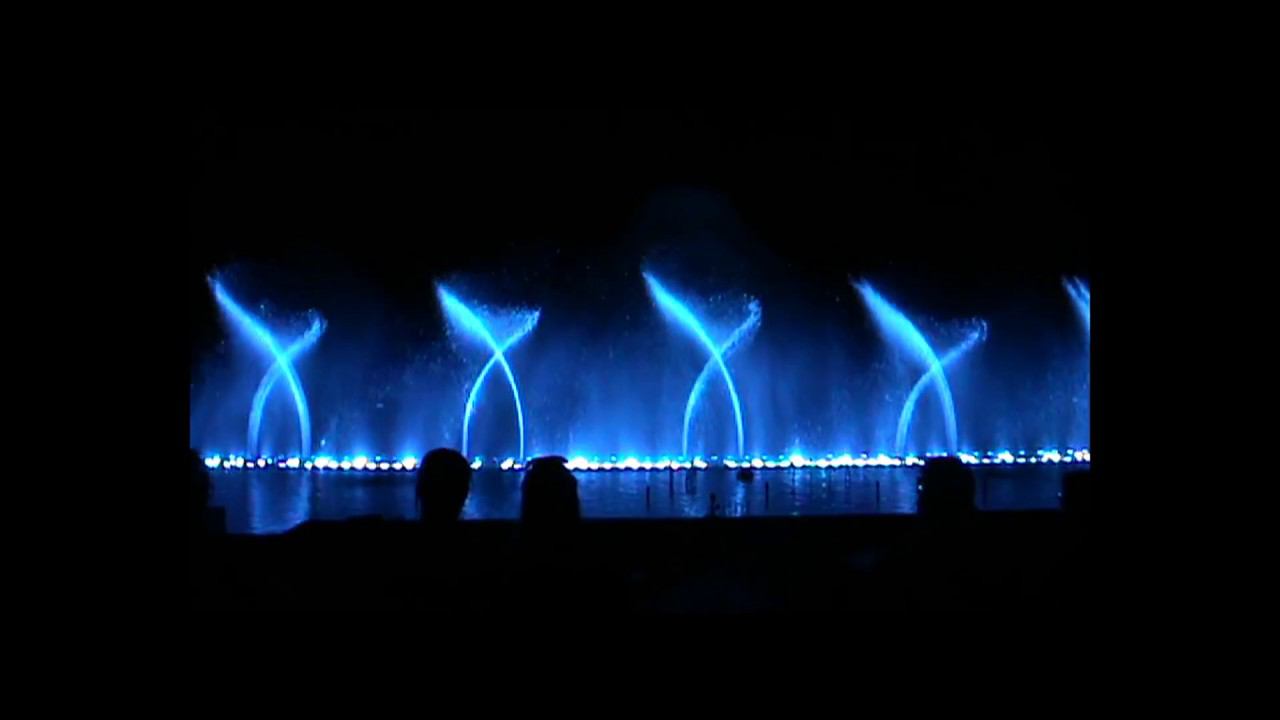 Поющие фонтаны на Кипре