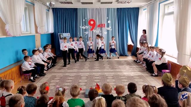 9 мая 2022 г. Беларусь НовоПолоцк 12 школа 1"Б" смотреть онлайн