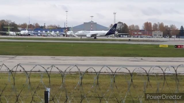 Plane spotting in Riga International Airport. #rix #airbaltic #lufthansa #lot смотреть онлайн