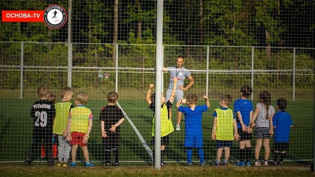 В каком возрасте отдать ребенка на футбол? смотреть онлайн