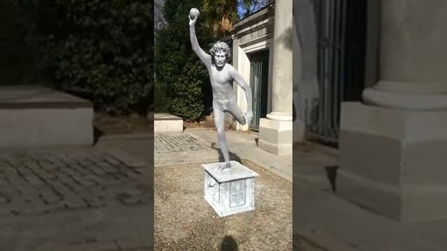 "Pequeño Atlas" ESTATUA VIVIENTE - Paseo del Prado, Madrid (31/01/2016) смотреть онлайн