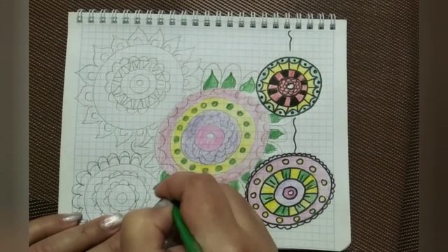 Как нарисовать рисунок в круге. Познакомимся с техникой рисования "Мандала" смотреть онлайн