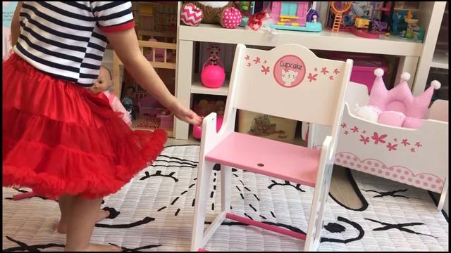 СТУЛ ДЛЯ КУКЛЫ! АДВЕНТ КАЛЕНДАРЬ - ДЕНЬ 16! Chair for the doll! Advent calender - day 16! смотреть онлайн