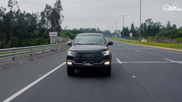 JAC T8 PRO: ¿DE VERDAD MERECE LLEVAR EL APELLIDO PRO EN ECUADOR? | PRUEBA 4X4 | CARACTERÍSTICAS смотреть онлайн