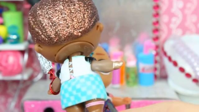 ПАНКИ ПОДСТРИГСЯ! КУКЛЫ ЛОЛ и САЛОН КРАСОТЫ. Часть 3 Мультик про куклы LOL SURPRISE. MC Family. смотреть онлайн