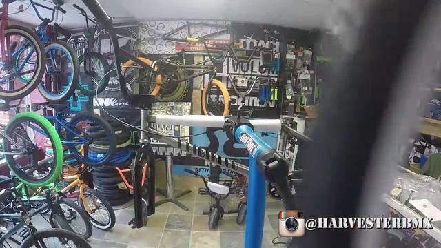 2015 Fit Tom Dugan 1 20" BMX Unboxing @ Harvester Bikes смотреть онлайн
