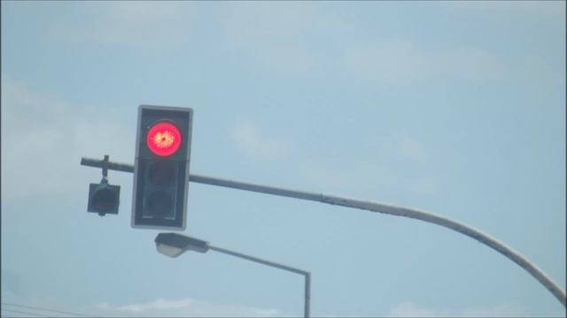 Traffic Light LED Standard riachos 01.04.2017 in FUJIFILM FinePix S2980 смотреть онлайн