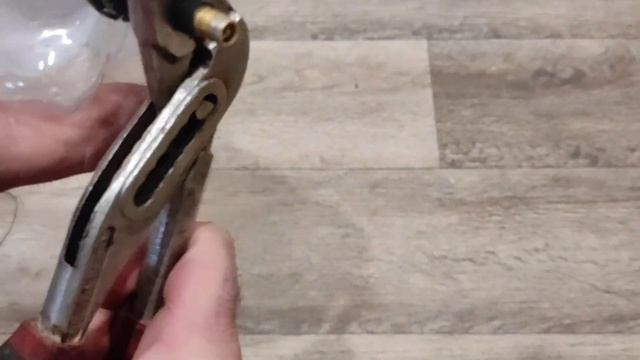 Мытье форсунок на лада гранта. Приспособление! смотреть онлайн