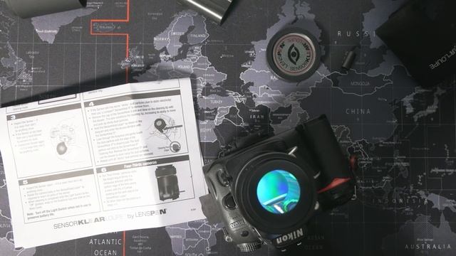 Dry-cleaning my DSLR sensors for the first time (Lenspen SensorKlear Loupe Kit) смотреть онлайн