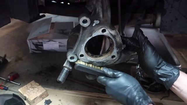 Saab 9-3 Aero Front Brake Upgrade! смотреть онлайн