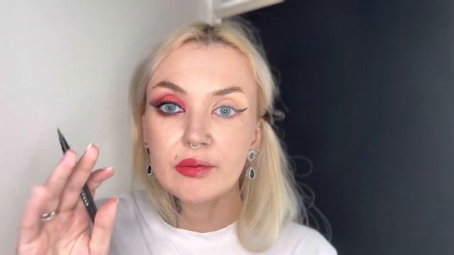 Pink MakeUp смотреть онлайн