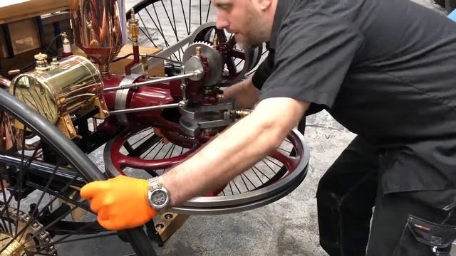 1886 Benz Patent Motor Wagen Replica смотреть онлайн