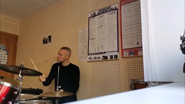 фанковое соло на барабанах, funk solo on drums смотреть онлайн