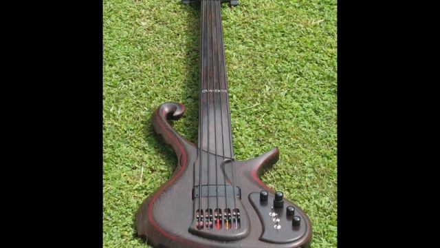 "The Good" handmade bass by Matteo Marziali смотреть онлайн