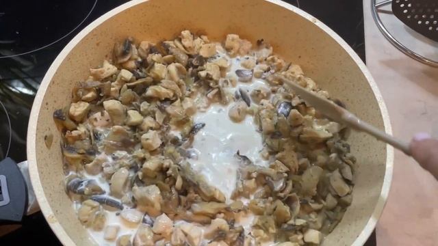 РАССТЕГАЙ С УДИВИТЕЛЬНО ВКУСНОЙ НАЧИНКОЙ СО ВКУСОМ ЖУЛЬЕНА смотреть онлайн