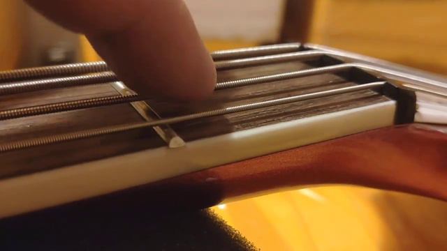 Обзор сборки китайской реплики баса Rickenbacker красный металлик лето 2023 смотреть онлайн