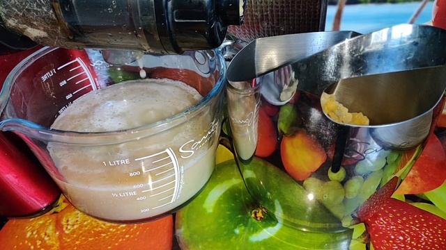 ОРГАНИЧЕСКИЙ СОК ИЗ ГРУШИ СОРТ- ДЮШЕС -ORGANIC JUICE OF PEARS DUCHESS !!!!! смотреть онлайн