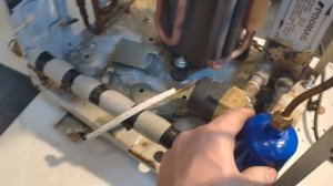 ДЕЛАЕМ ТЕПЛОВОЙ НАСОС. ДЕШЁВАЯ ГОРЯЧАЯ ВОДА фреон R32