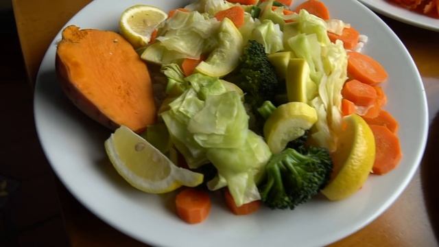 Trying SOS Free Food (salt oil sugar) смотреть онлайн