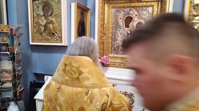 Освящение оклада из золота и серебра, украшенного камнями для Тихвинской иконы Богородицы. 3.07.202 смотреть онлайн