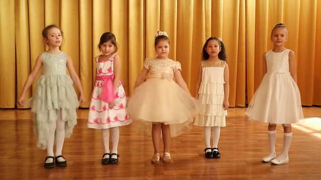 Вокальная группа (1 класс) "Бабка - Ежка" смотреть онлайн