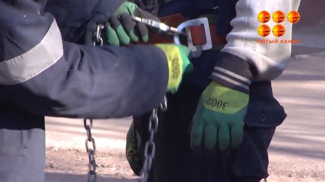 Злополучный ремонт кровли смотреть онлайн