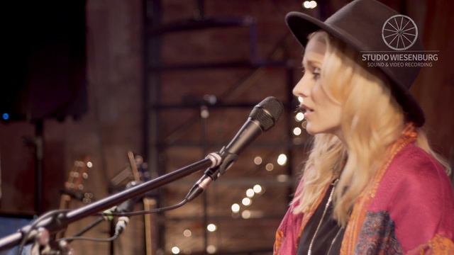 Alexandra Janzen - Mein Herz смотреть онлайн