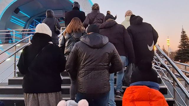 ВДНХ смотреть онлайн
