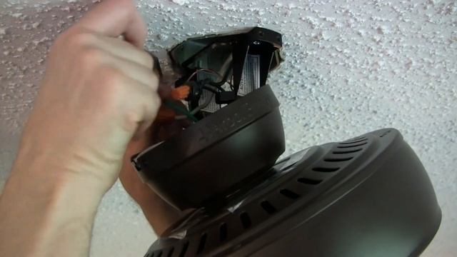 Removing Old Fan & Installing Harbor Breeze Grace Bay Ceiling Fan Step By Step смотреть онлайн