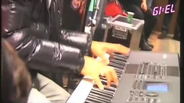 Adele LIVE: Rolling In The Deep