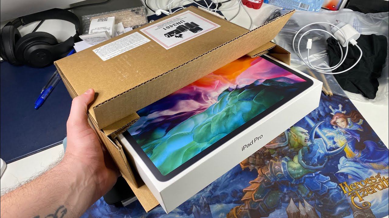 Приехал iPad Pro 2020 из Apple Store и чехол за 10.000₽ смотреть онлайн