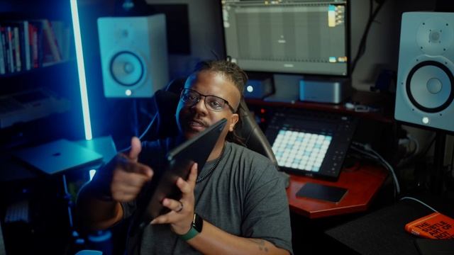 M2 Macbook Air First Thoughts смотреть онлайн