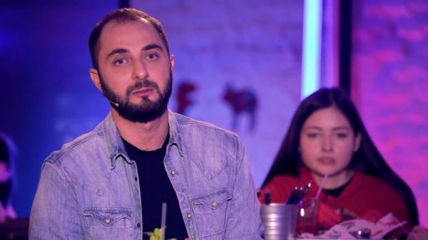 Вопрос ребром - Демис Карибидис