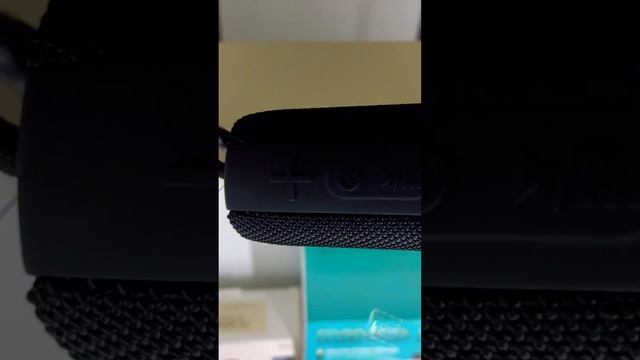 Удивительная Bluetooth колонка 2 в 1 со встроенной беспроводной гарнитурой. Екб Вайнера 10. смотреть онлайн