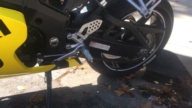 2005 Suzuki GSX-R600. Overview and Startup. смотреть онлайн