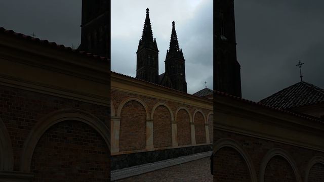 Колокольный звон | Вышеград, Прага смотреть онлайн