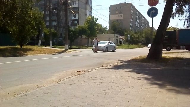 Мариуполь Куприна-Митрополитская мужика достали лоси. смотреть онлайн
