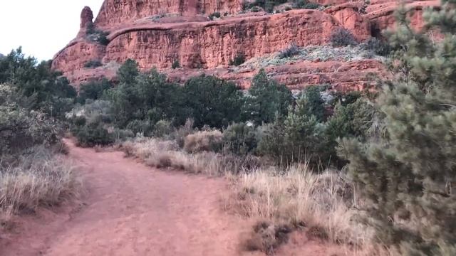 Жизнь и путешествия в Аризоне, США. Город Седона (Sedona) и красные горы